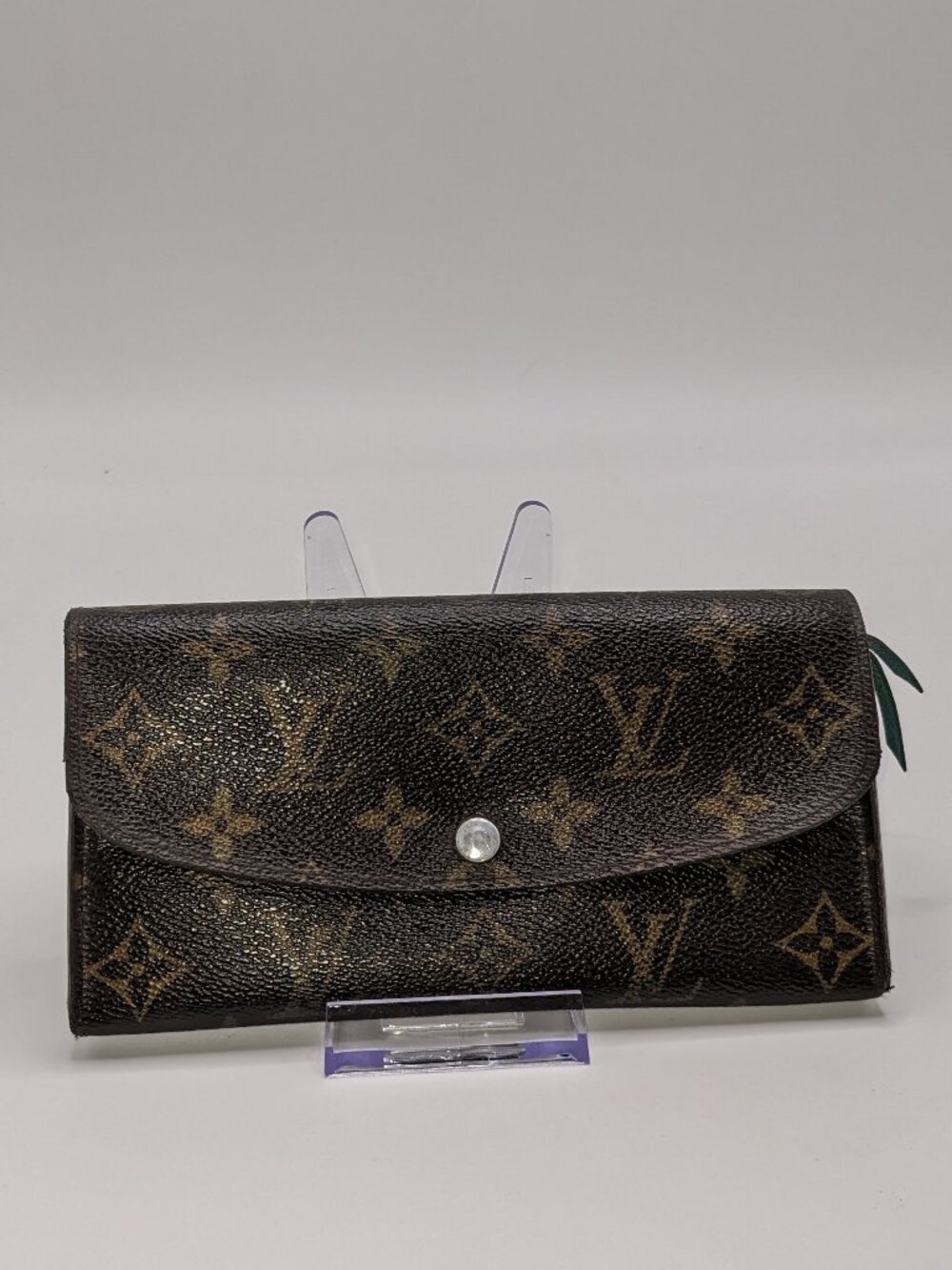 Louis Vuitton Vintage Monogram Sarah Wallet Green Interior